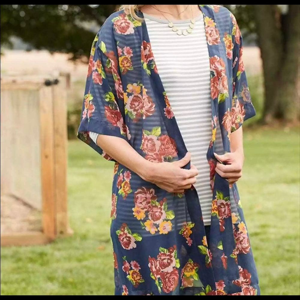 Matilda Jane Navy floral kimono